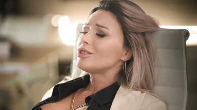 Office Boss In Sexy Stockings And Garter Has Her Way With Worker - Karina King