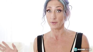 Sadie Sommerville: Gets Ass-Fucked For The First Time