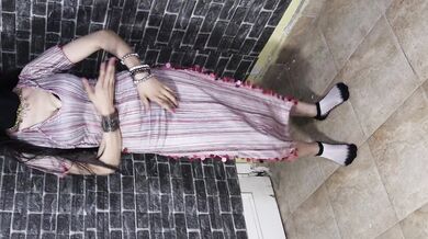 انا لورا المتناكة اسمعو الفيديو وتابعونى لو عايزين تشوفو باقى الفيديو ان وبتناك فى كسى