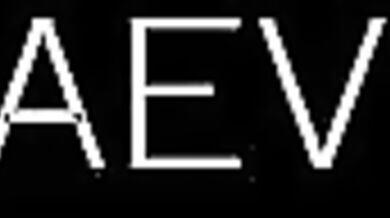 WHEN MY EBOY STEPSISTER IS STESSED && WANT HER PUSSY STRETCHED