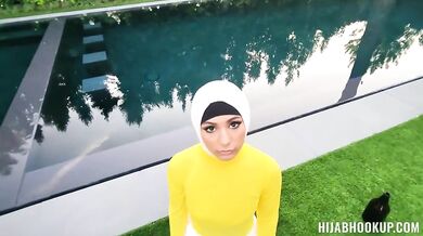 Nina Nieves -The Future Prom Queen (HIJAB)