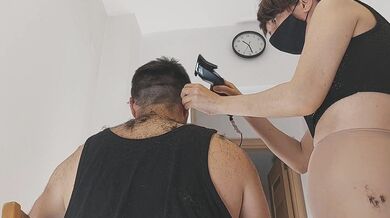 Sexy brunette gives me a haircut ???????? Big ass in tights