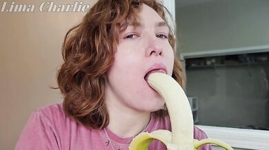 this banana gets more action than you