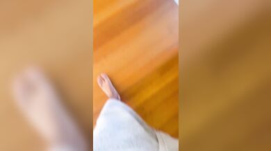 Mi entrenadora personal me folla en su baño