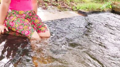 Sri lankan dirty talk village girl outdoor fuck ,කුනුහරප කතා කරන ගමේ කෙල්ලගෙ අලුත්ම සීන් එක,පට්ට පුක