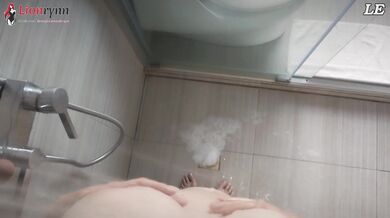 FPOV POV Shower masturbation, Lionrynn