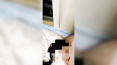 いきなりバイブを使われて恥ずかしいけど気持ちいそりカーテンを開けて丸見えにしてみたが、そのままイッテしまい、バイブと露出の快感を味わってしまった49歳人妻