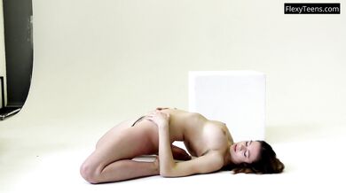 Juicy body and very good gymnast Ofelya Rubens