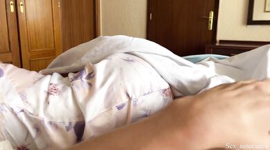 Hot stepmother shares the bed and her ass with a stepson