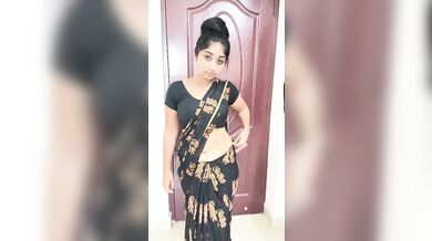 Sharmy Tamil Insta Influencer Seducing Hot