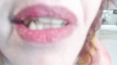 89 Sexy as fuck DawnSkye invites you to eat her mature pussy while I smoke