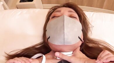 A woman in full body tights falls for a too-pleasant attack/amateur/Japanese/Gonzo