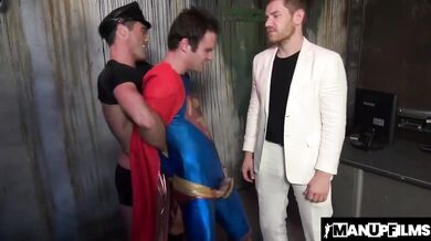 Muscular Lance Hart Rubs Cameron Kincade Hard Cock