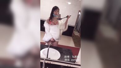 cute exhibicionist asian ladyboy masturbating her dick in public