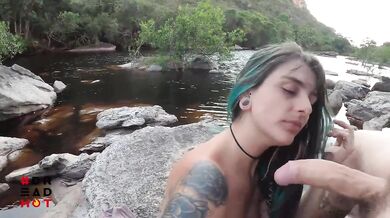 Dread Hot - Namorada Gostosa Faz Anal E Goza Espirrando