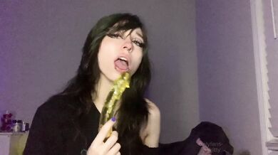 dumb emo spits n explores new gummy worm double dildo