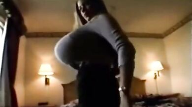 Chelsea Charms changing clothes