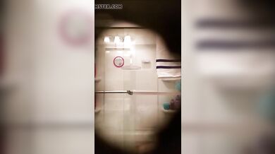 Fat Grandma Christine Krug washing her pussy