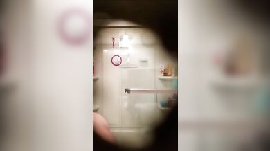 Fat Grandma Christine Krug washing her pussy