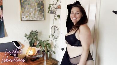 Mature Milf takes my 40 year old virginity