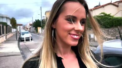 Anita Prefers To Get Fucked Than To Be Loved