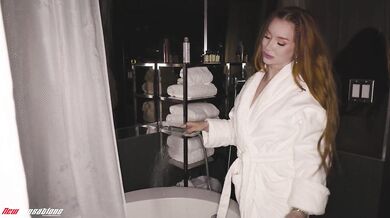 Lindsay Lee Keeps Her Guest Madison Morgan Satisfied - Morgan Lee