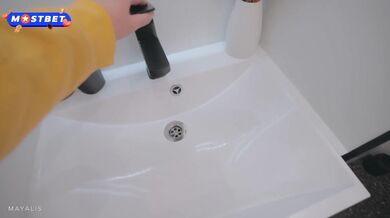 Juicy Apartment Manager Came to Inspect the Apartment and Fixed the Pipe Issue