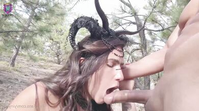 Yinyleon A Demon In The Woods