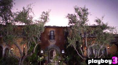 Big tits MILF posed and showed nice ass and sexy babe enjoyed hot posing (Alyssa Arce, Ashley Doris)