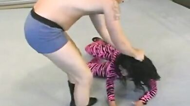 SpankBang.com_intergender mixed wrestling_480p.mp4