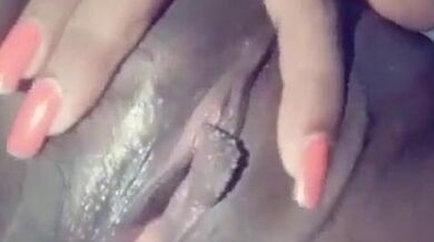 Sri Lankan Teacher Kandy Masturbates on Webcam (An English)