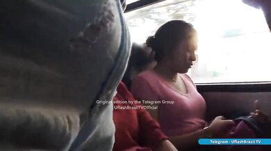 Hmm... Sexy Teacher Enjoying The Bulge Flash In Bus