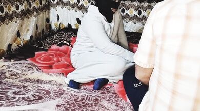 يسمني بخون حسام وهومسفرمع احمد صحبه سمع الكلام سكس عربي مصري بصوت واضح كلام يهيج نار