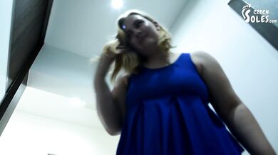 Giantess Maty destroy small cars - teaser