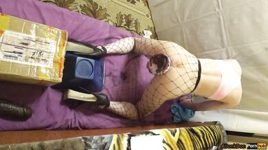 Extreme Dildo Riding the Bad Dragon, Demogorgon - Large Firm 2