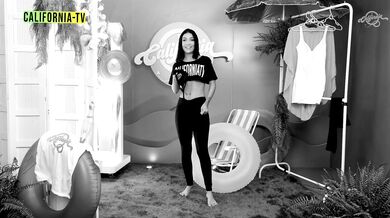 CAMERA IN FITTING ROOM FILMS NORTHEASTERN JAPA!