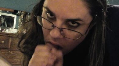 Sexy milf Becky pleasing her man to Flo Rida, pt. 1....