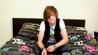 Homo Twink Tyler Archers Works On His Delicious Uncut Meat