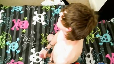 Homo Twink Tyler Archers Works On His Delicious Uncut Meat