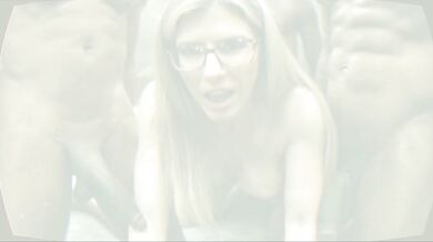 TABOOHEAT Busty Stepmom RAE WEST Uses Her Boobs & Ass To Focus