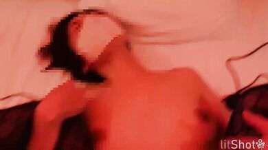 マンコに入れて愛液のたっぷり付いたぺニスを最後は口で綺麗にしました。