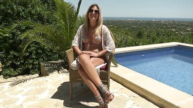 Hot blonde milf leidy de leon gives amazing outdoor handjob and blowjob to big dick - real amateur summer love part 2