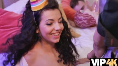 VIP4K. Jennifer’s Body. Hot sex with Mini Mitzix & Steve Q