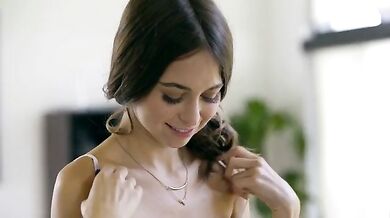 Cake - S25:E14 - Riley Reid