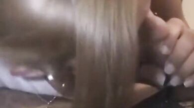 American MILF Gives a Hot Deep-Throat Blowjob