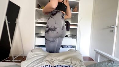SMALL HOLE in leggings to fuck BIG BOOTY