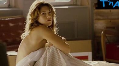 Isabella Ragonese Breasts Scene in Il Giorno In Piu