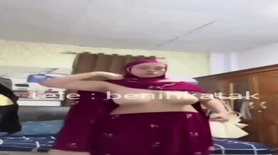 Astaga Bu Guru Salsa Berulah Bugil S Jiaat Sholat