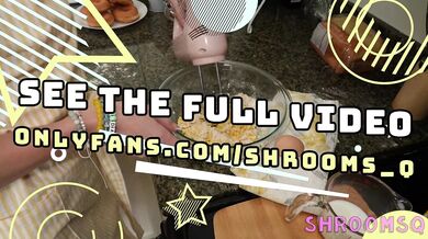 Teen StepSis Shrooms Q Needs Icing From StepBro for Bake Sale ????