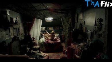 Bruna Linzmeyer Breasts Scene in O Grande Circo Mistico